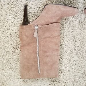 Suede Tahari boots
